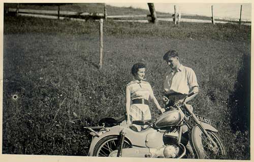 Erna and Irimbert with their Puch 150