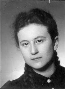 Erna VORDERWINKLER - Foto vom 20.3.1944 (also knapp über 12 Jahre alt) 